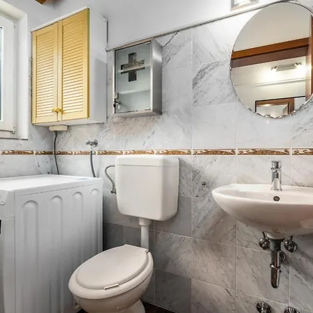 Purple Sky By Briskva * Nova Vas (Porec)