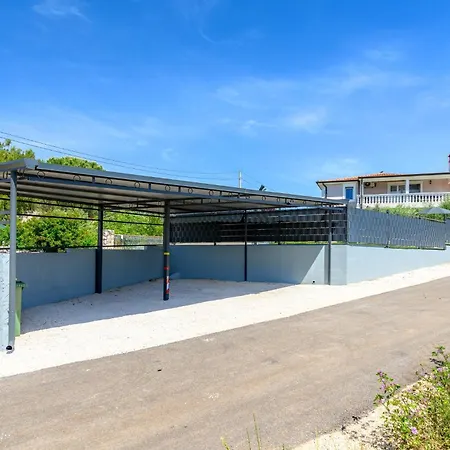 Purple Sky By Briskva Nova Vas (Porec)