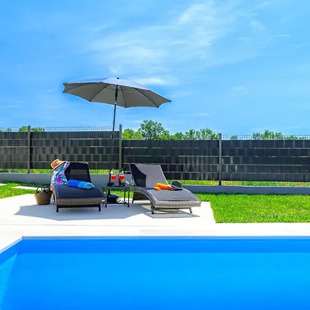 Purple Sky By Briskva Nova Vas (Porec)