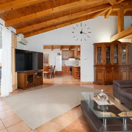 Purple Sky Apartment Nova Vas (Porec)